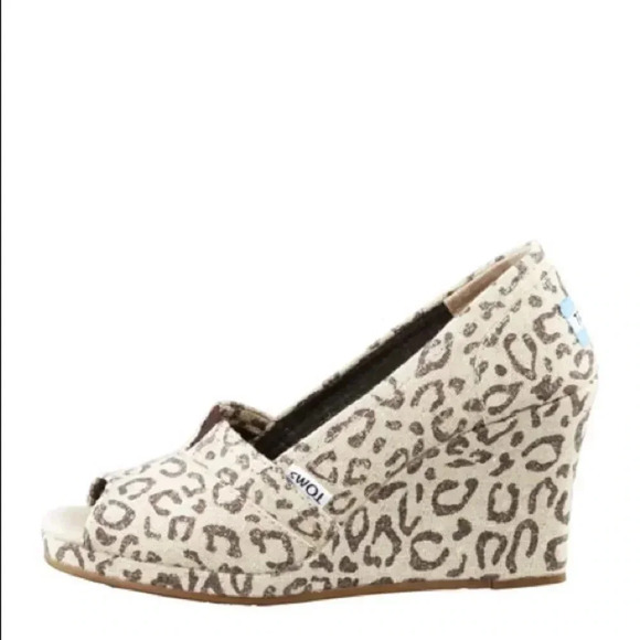 TOMS Snow Leopard Print Peep-Toe Wedge - Picture 3 of 6